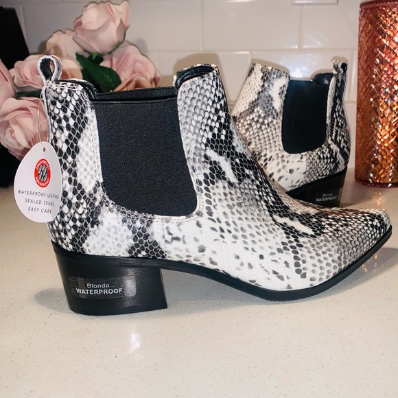 Blondo Emelia Snake Waterproof Chelsea Bootie - Picture 4 of 13